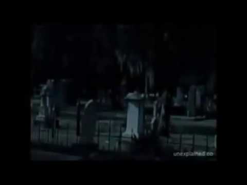  Ghostly Figure Caught on Camera at Tampa’s Oaklawn Cemetery
