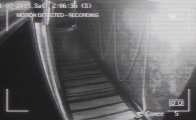  Chilling CCTV Footage Captures Ghostly Apparition in Wine Bar Corridor